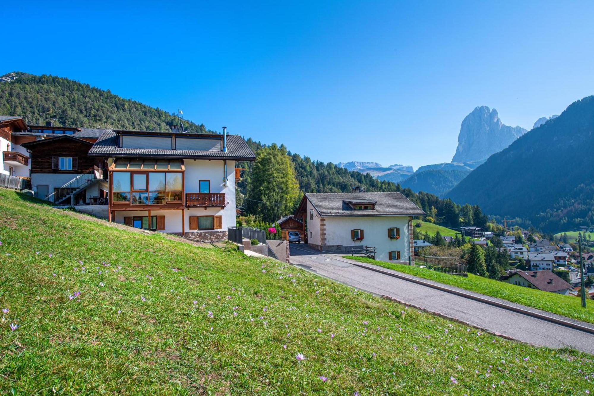Apartment Sellablick Urtijëi Dış mekan fotoğraf